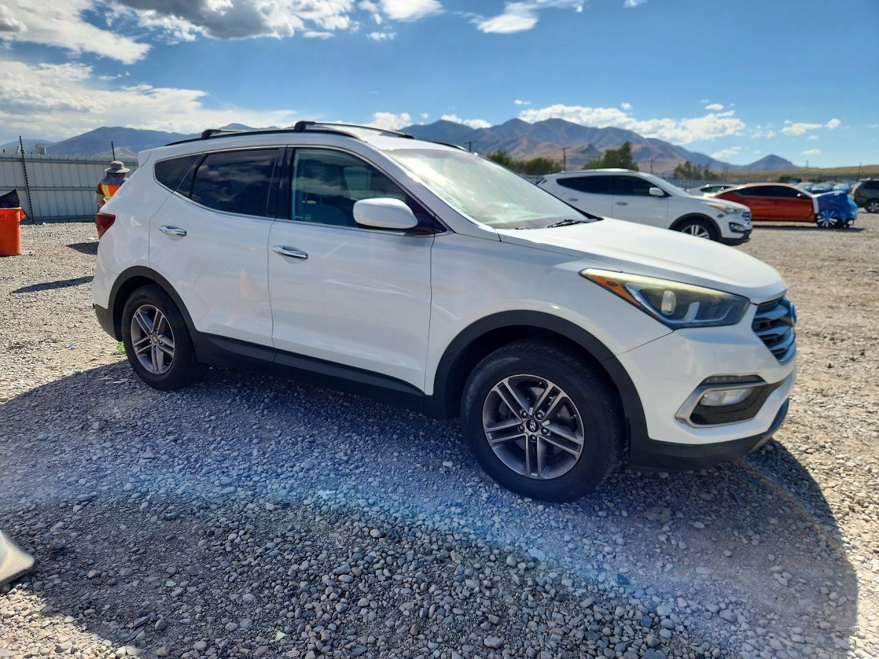 2017 Hyundai Santa Fe Sport 2.4L - Image 4