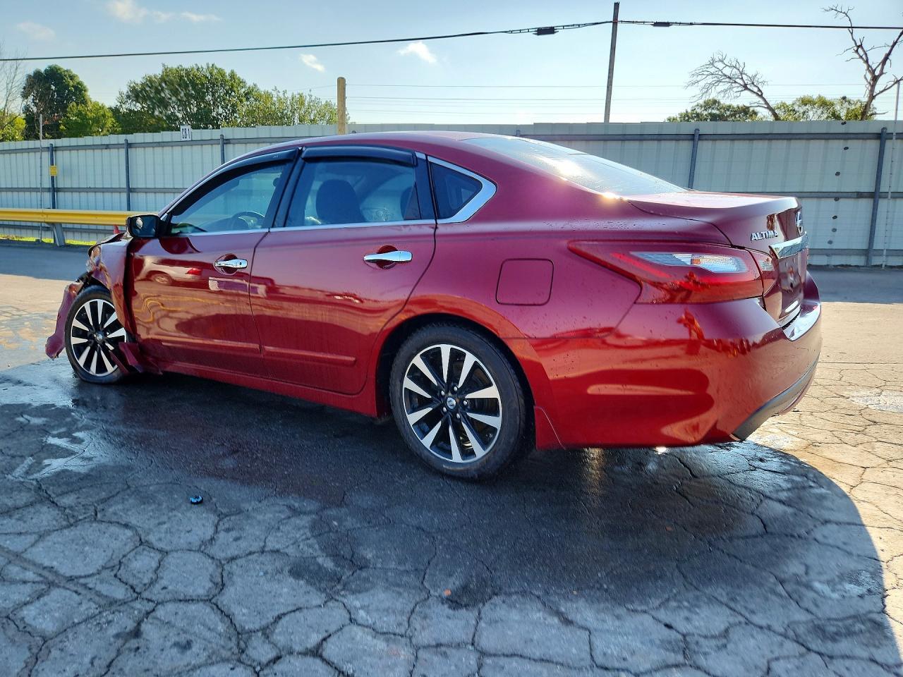 2018 Nissan Altima 2.5 S - Фото 2