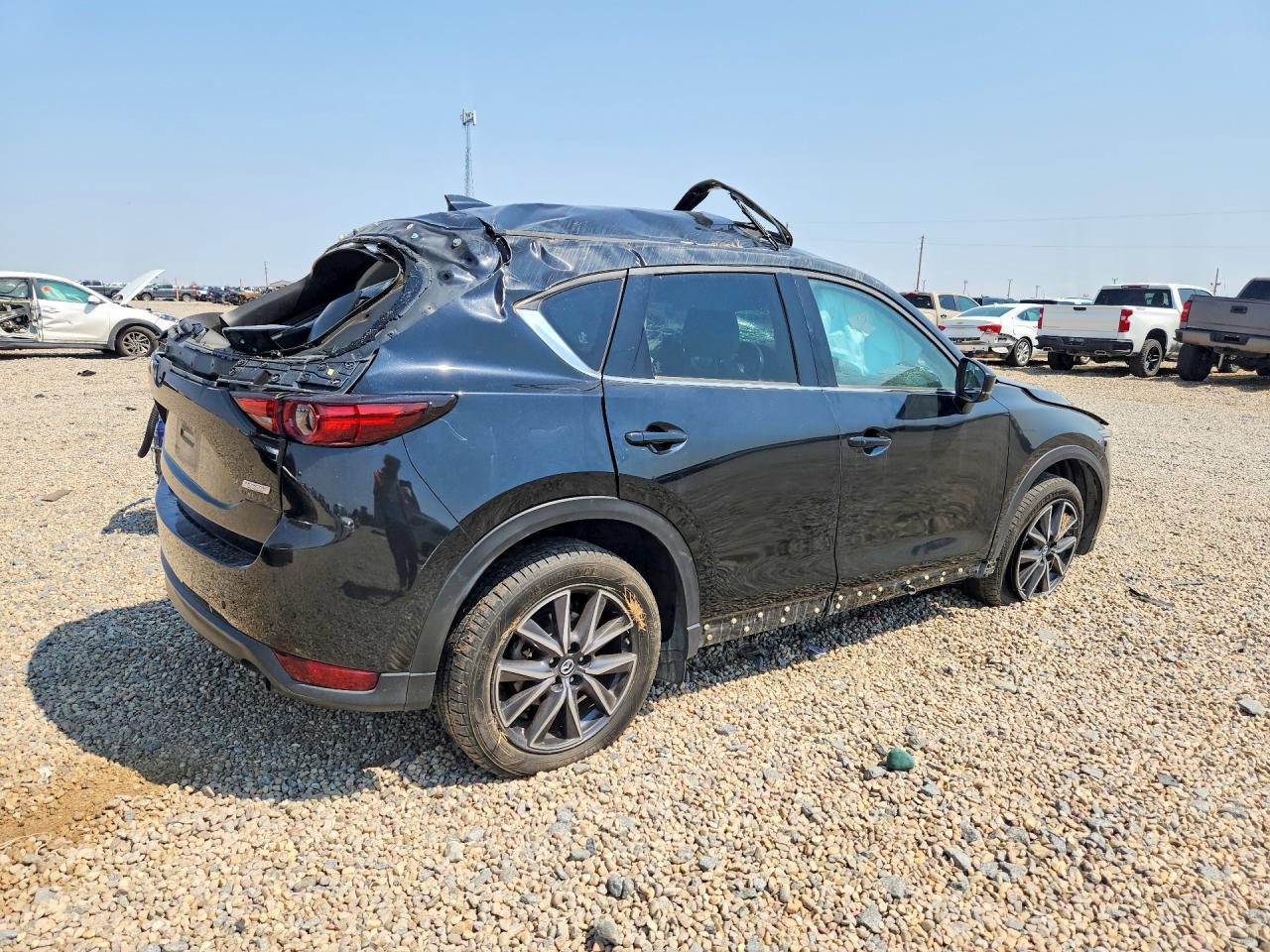 2017 Mazda Cx-5 Grand Touring - Image 3