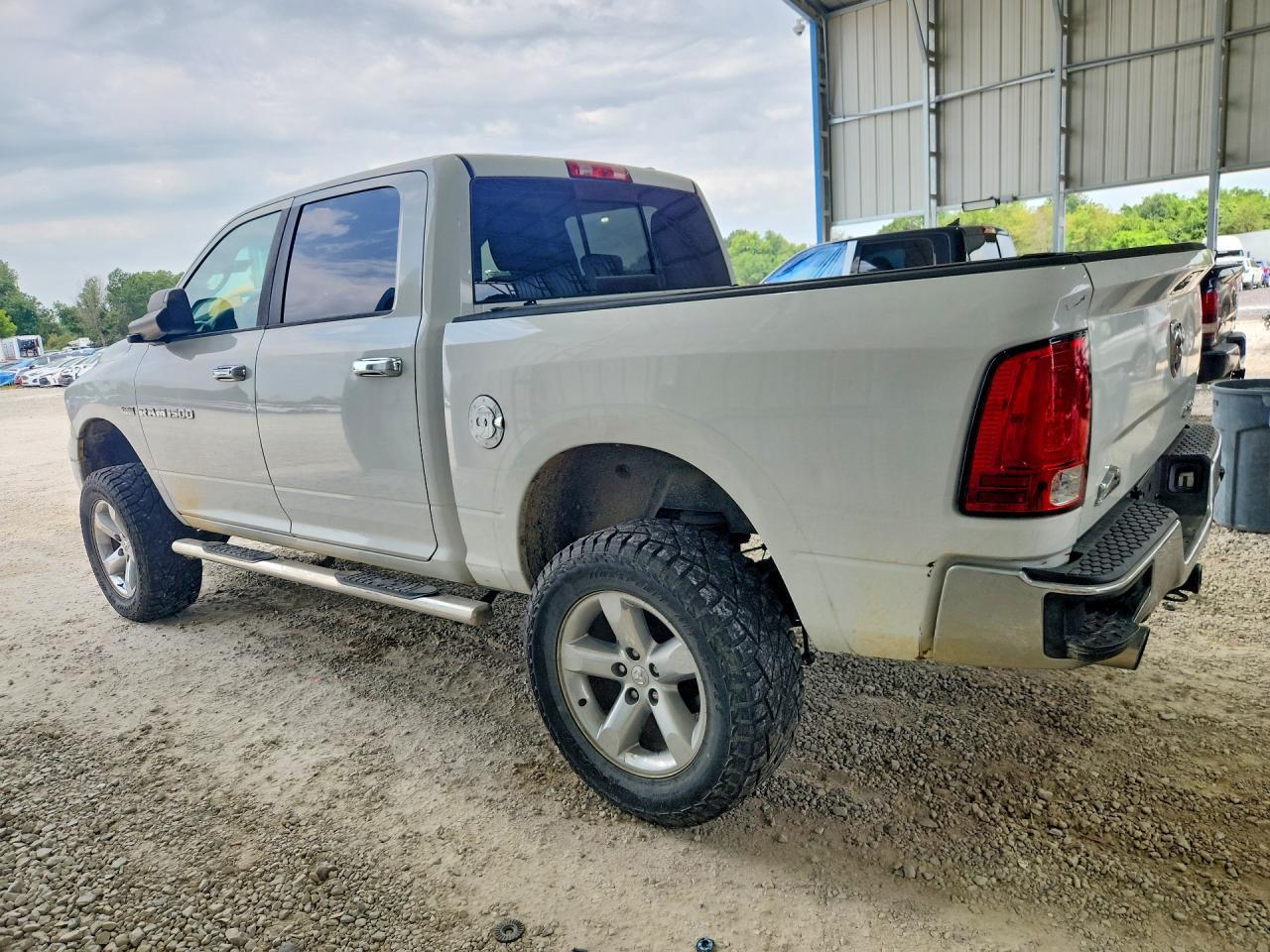 2012 Dodge Ram 1500 Slt - Фото 2
