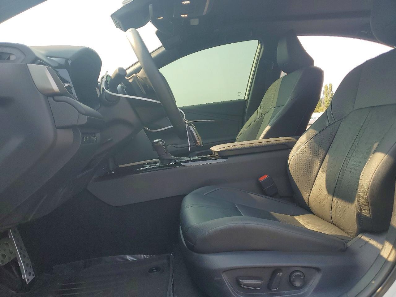 2025 Toyota Camry Xse - Фото 7