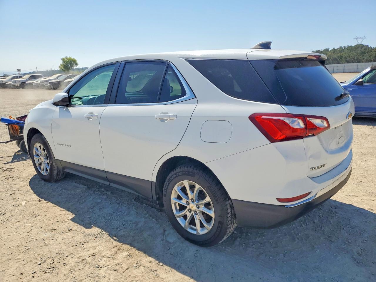 2021 Chevrolet Equinox Lt - Фото 2