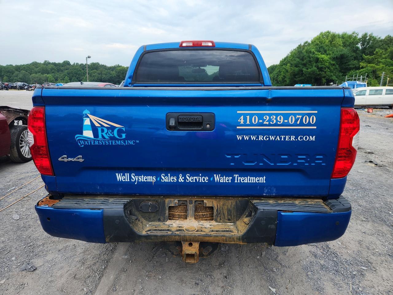 2016 Toyota Tundra Crewmax Limited - Image 6