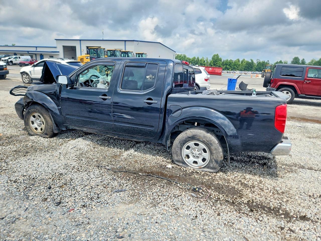 2016 Nissan Frontier Sv - Image 2