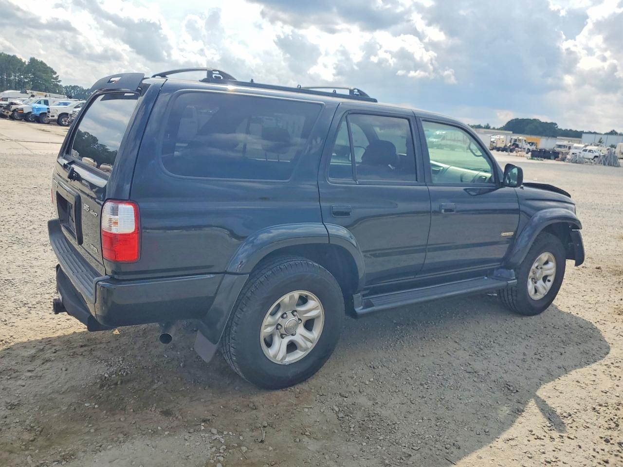 2002 Toyota 4Runner Sr5 - Image 3