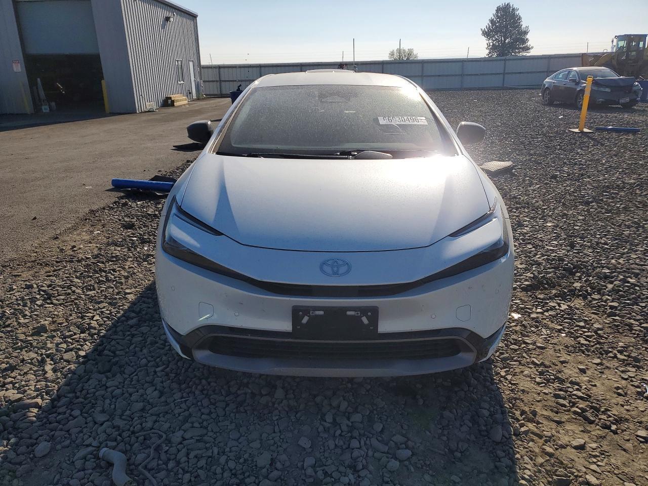 2024 Toyota Prius Xle - Фото 5