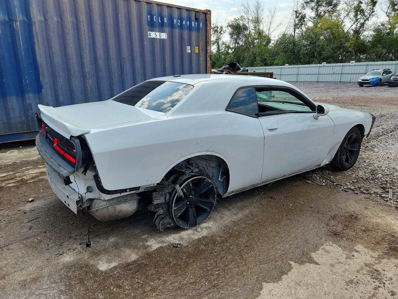 2015 Dodge Challenger Sxt - Image 3