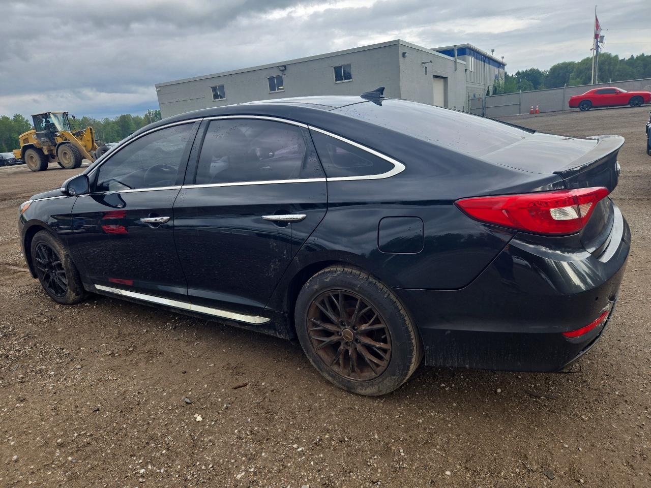 2015 Hyundai Sonata Sport - Image 2