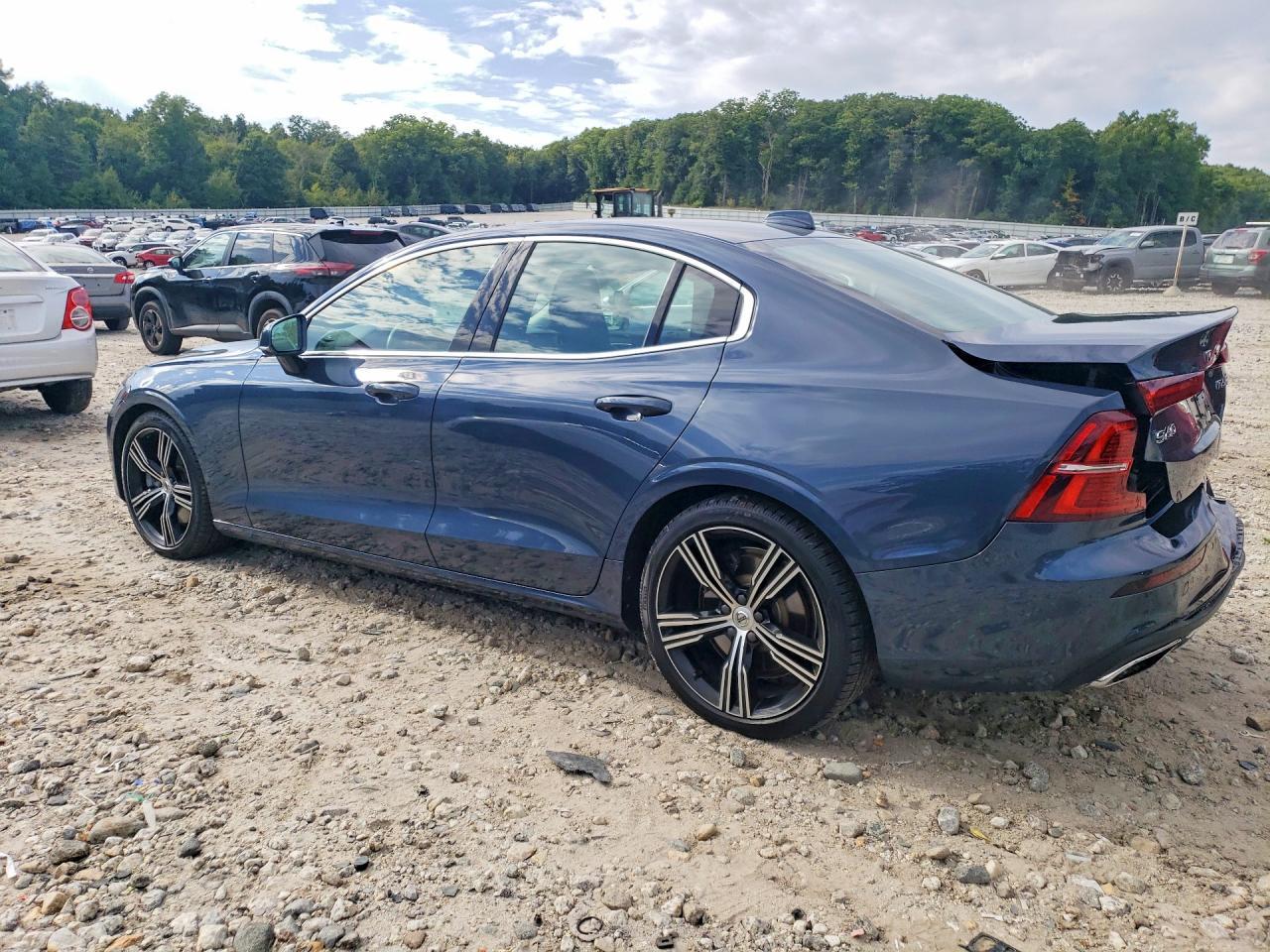 2019 Volvo S60 T6 Inscription - Фото 2