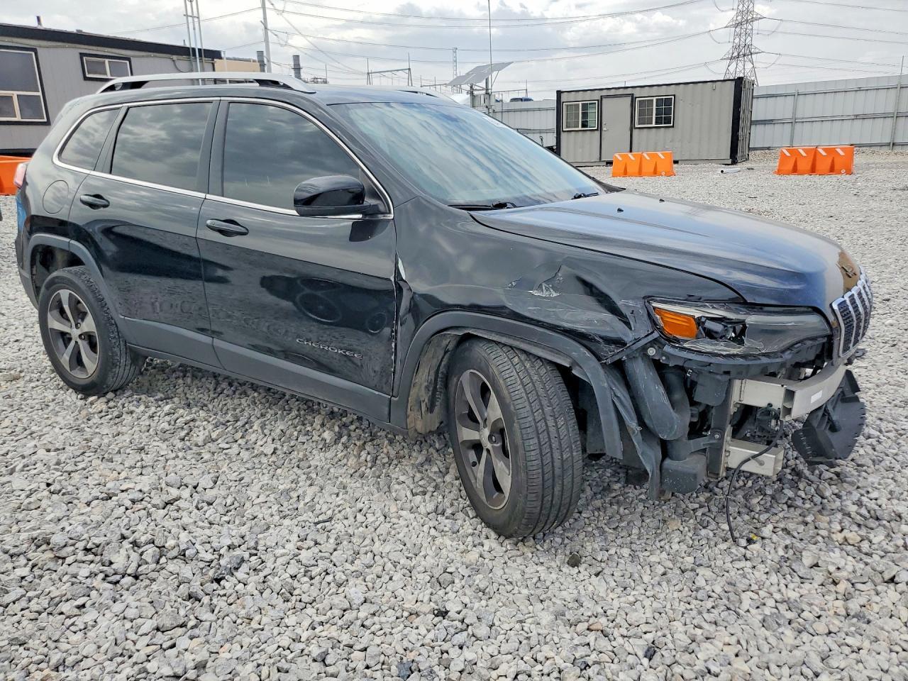 2019 Jeep Cherokee Limited - Image 4