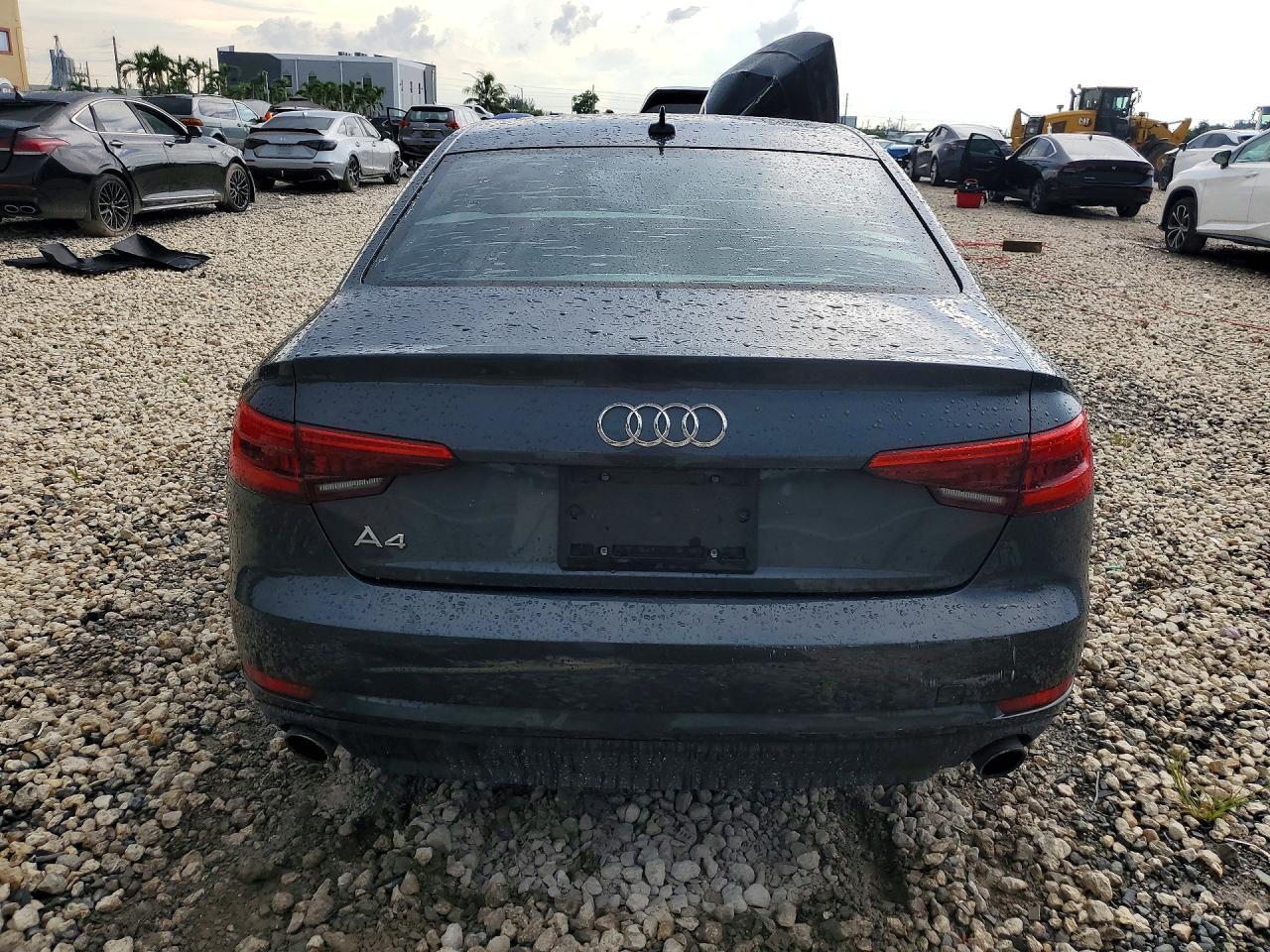2017 Audi A4 Premium - Фото 6