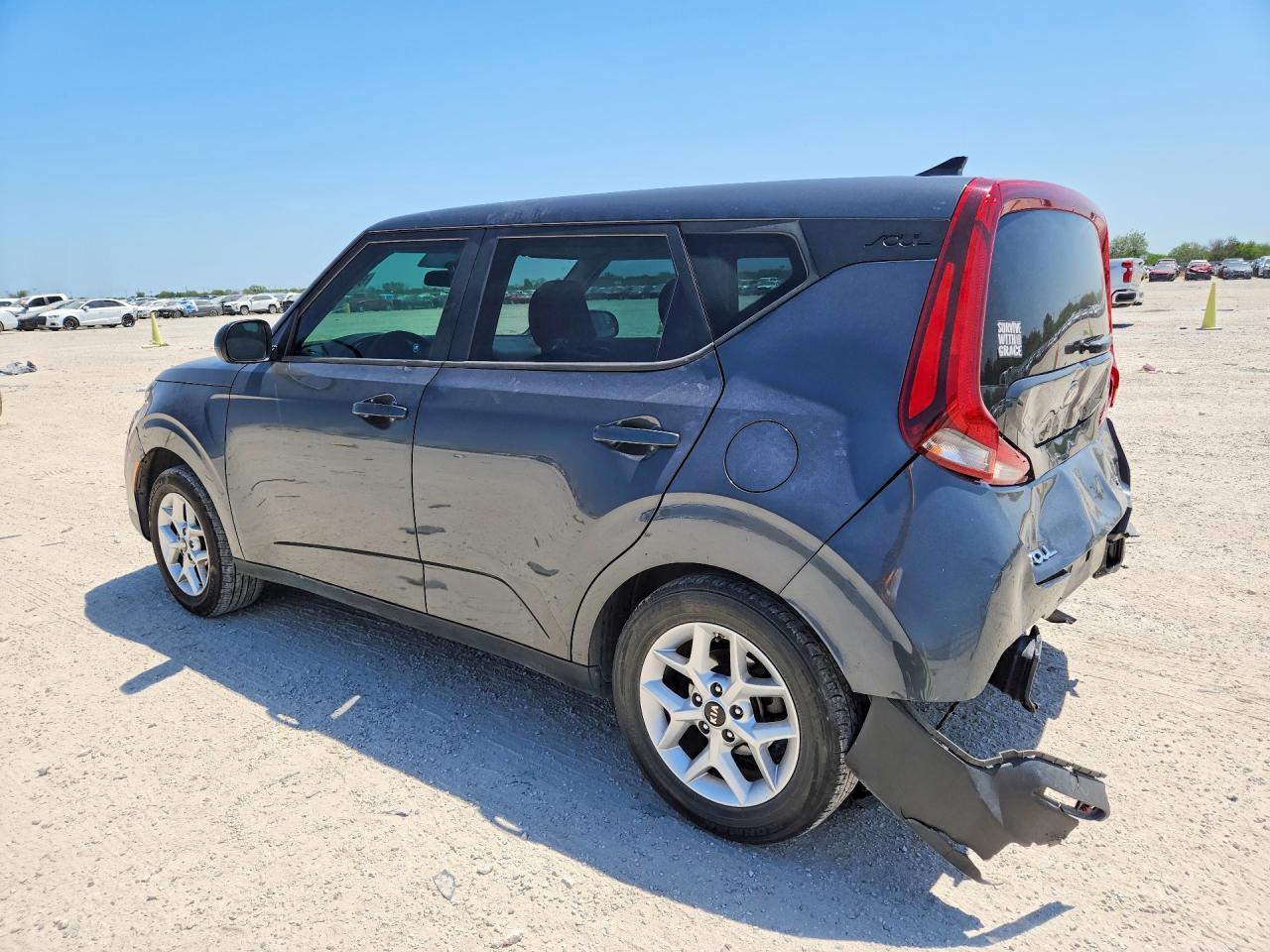 2020 Kia Soul S - Фото 2