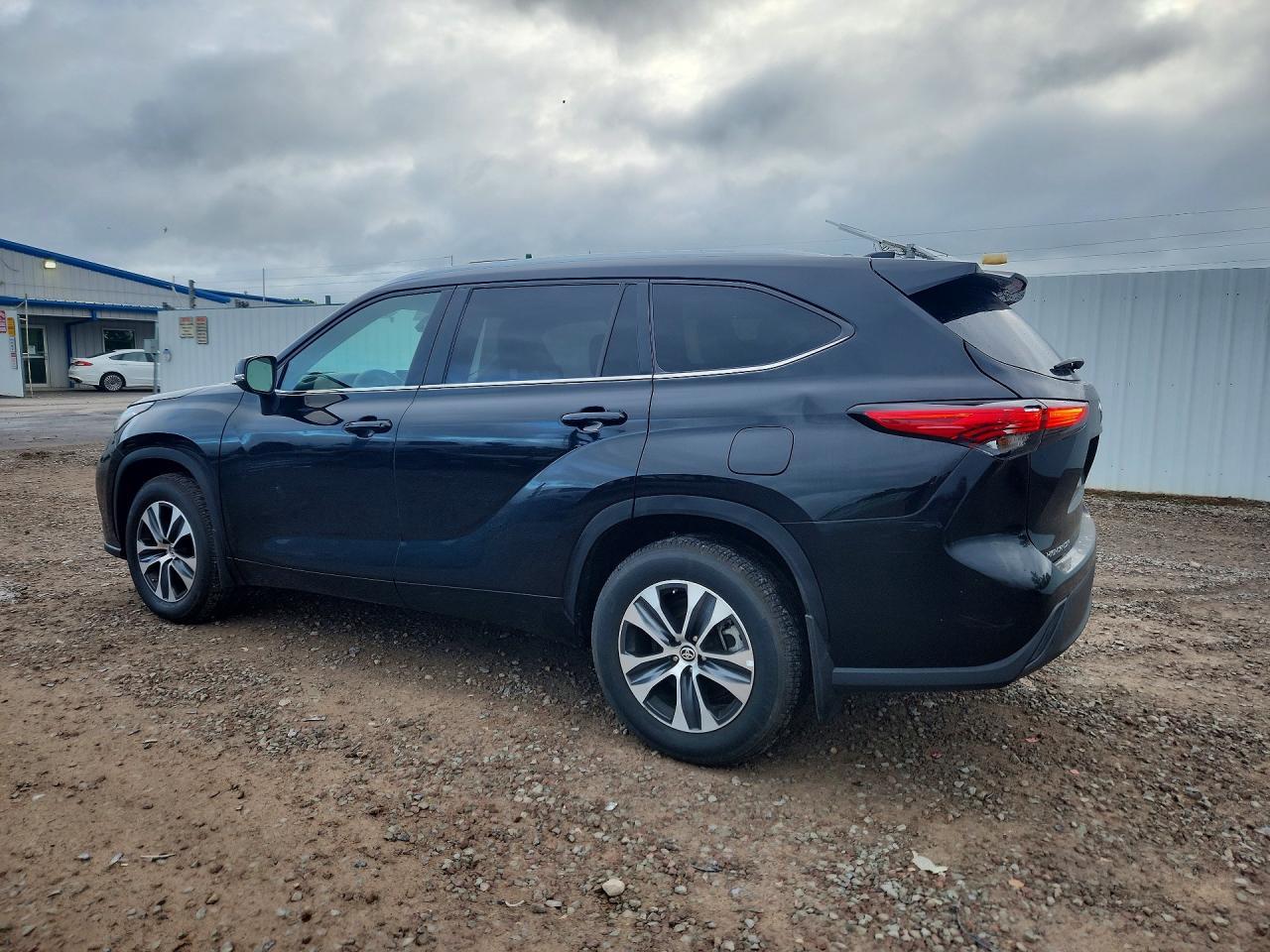 2023 Toyota Highlander Xle - Фото 2