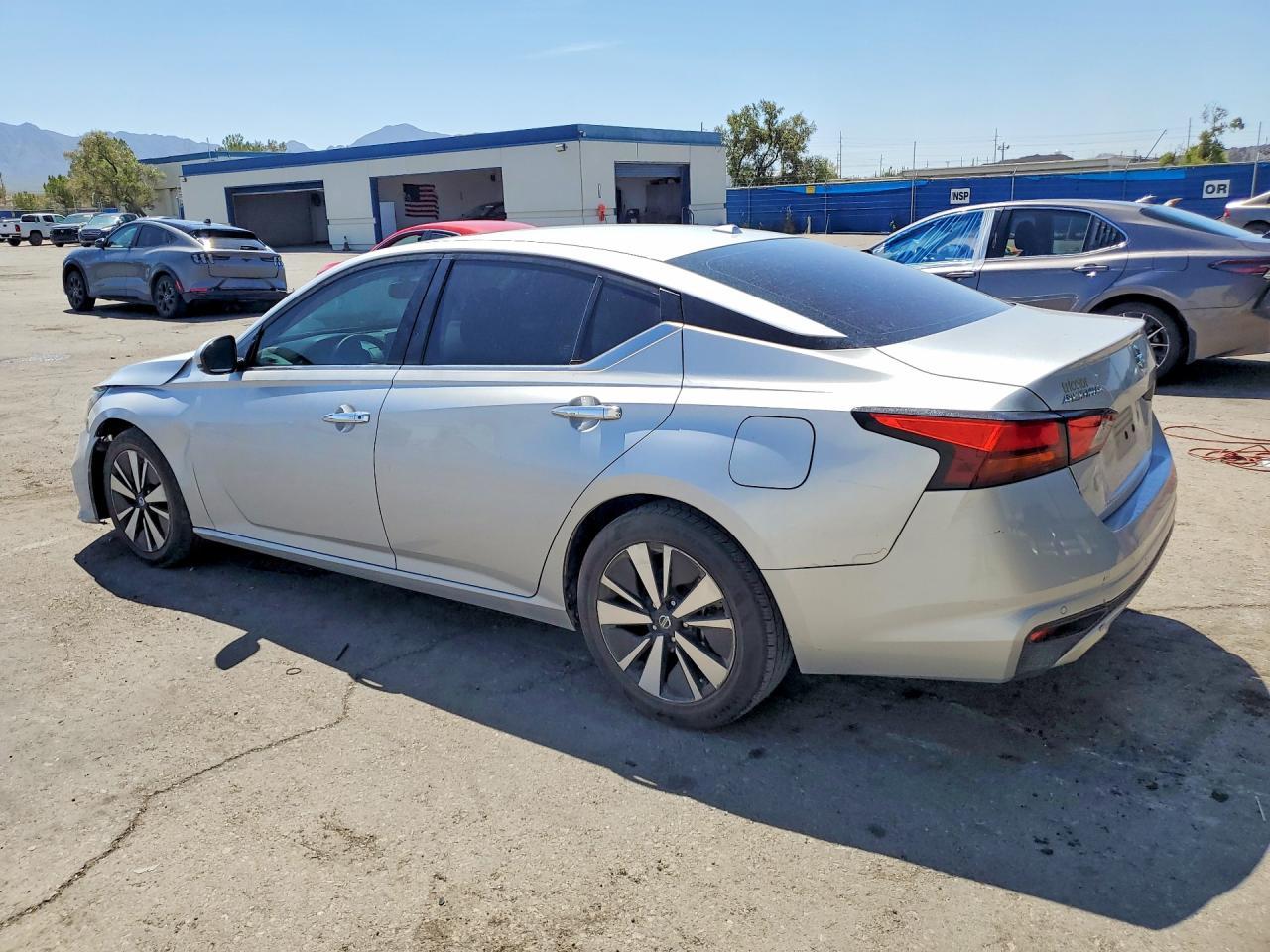 2020 Nissan Altima Sl - Фото 2