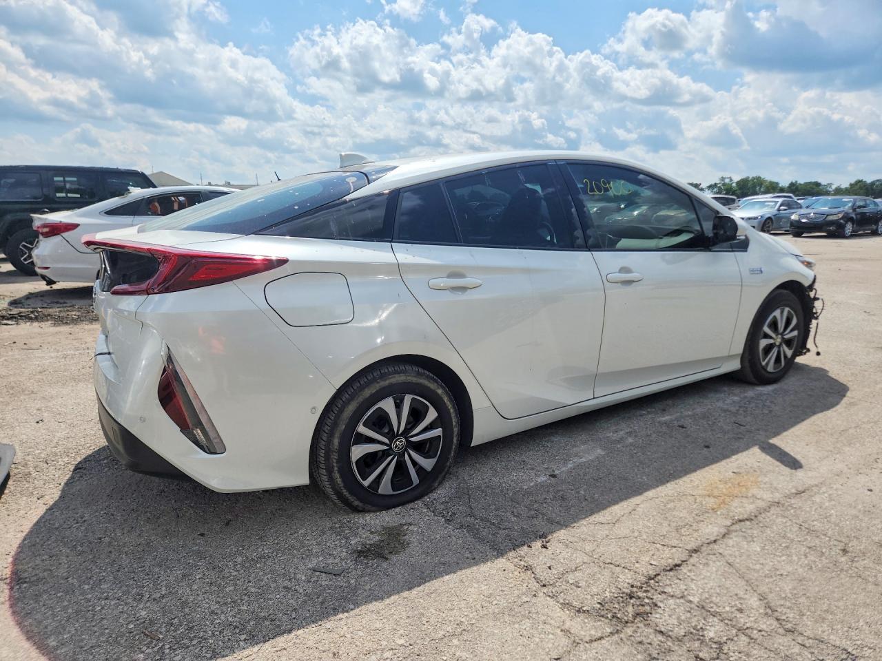2018 Toyota Prius Prime Advanced - Image 3