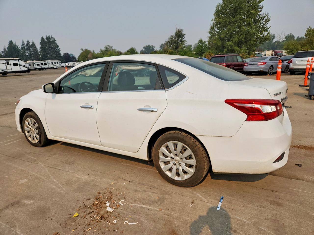 2017 Nissan Sentra S - Фото 2