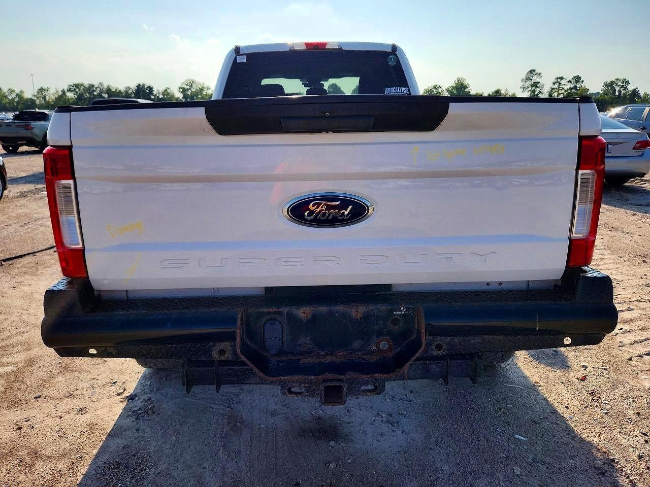 2017 Ford F250 Super Duty - Фото 6