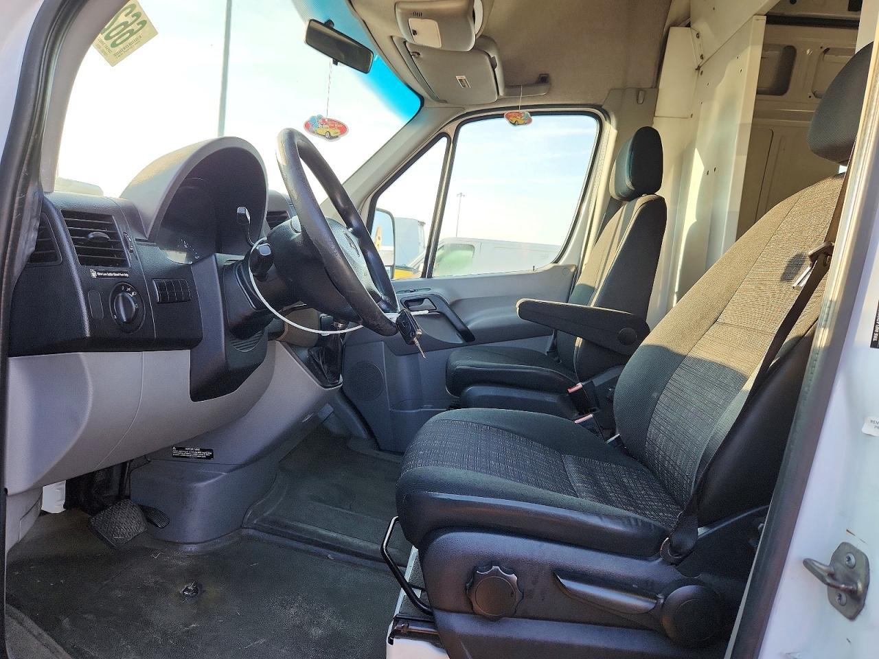 2014 Mercedes-Benz Sprinter 3500 - Фото 7
