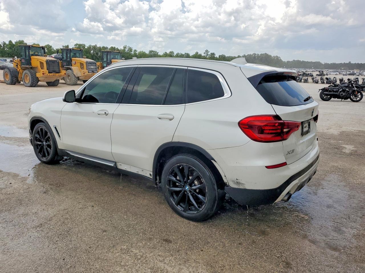 2019 BMW X3 Sdrive30I - Фото 2