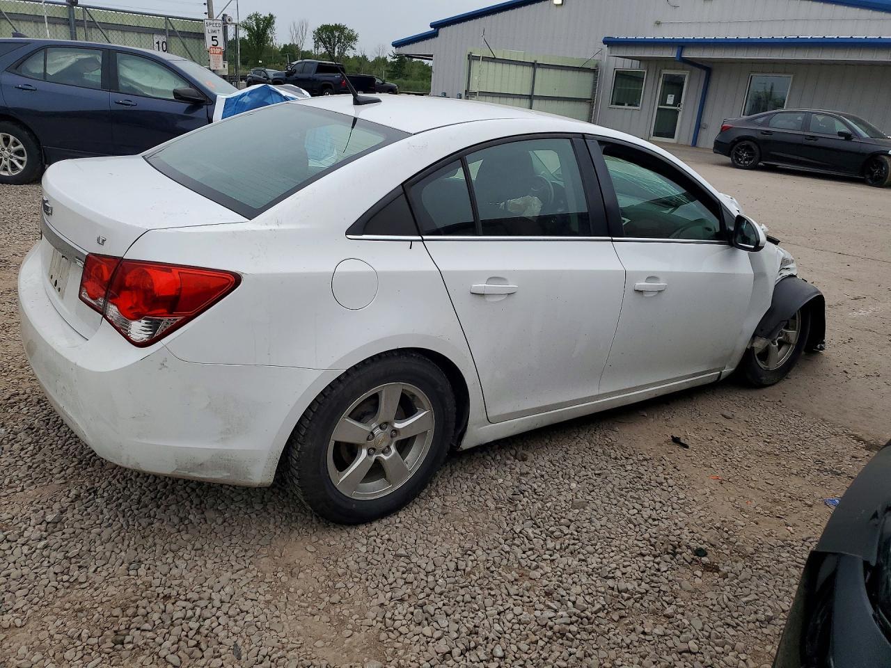 2014 Chevrolet Cruze Lt - Image 3