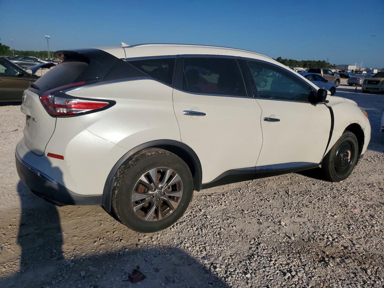 2016 Nissan Murano Sl - Image 3