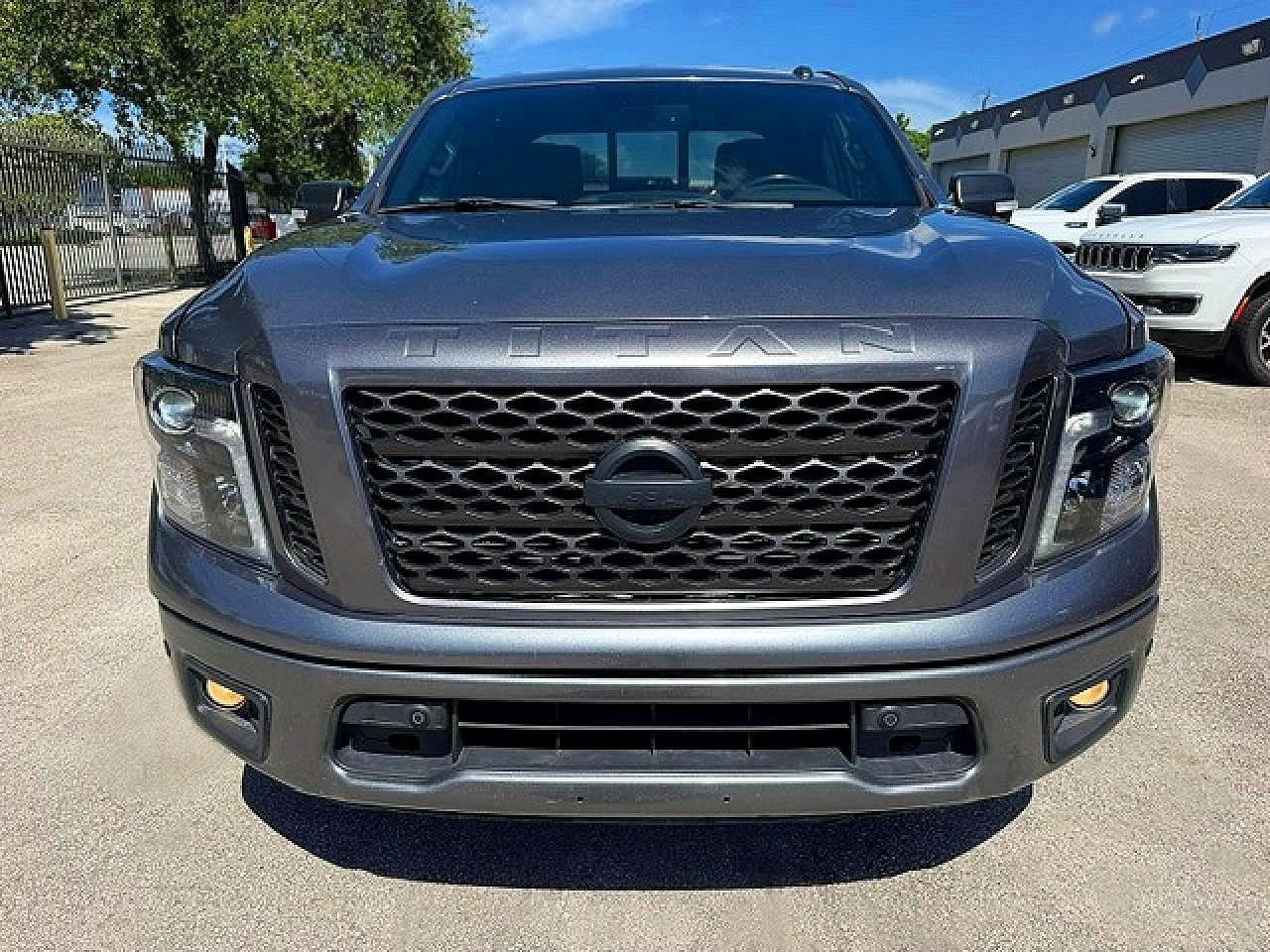 2019 Nissan Titan Sv - Фото 5