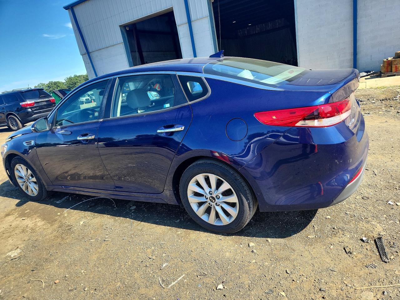 2018 Kia Optima Lx - Image 2