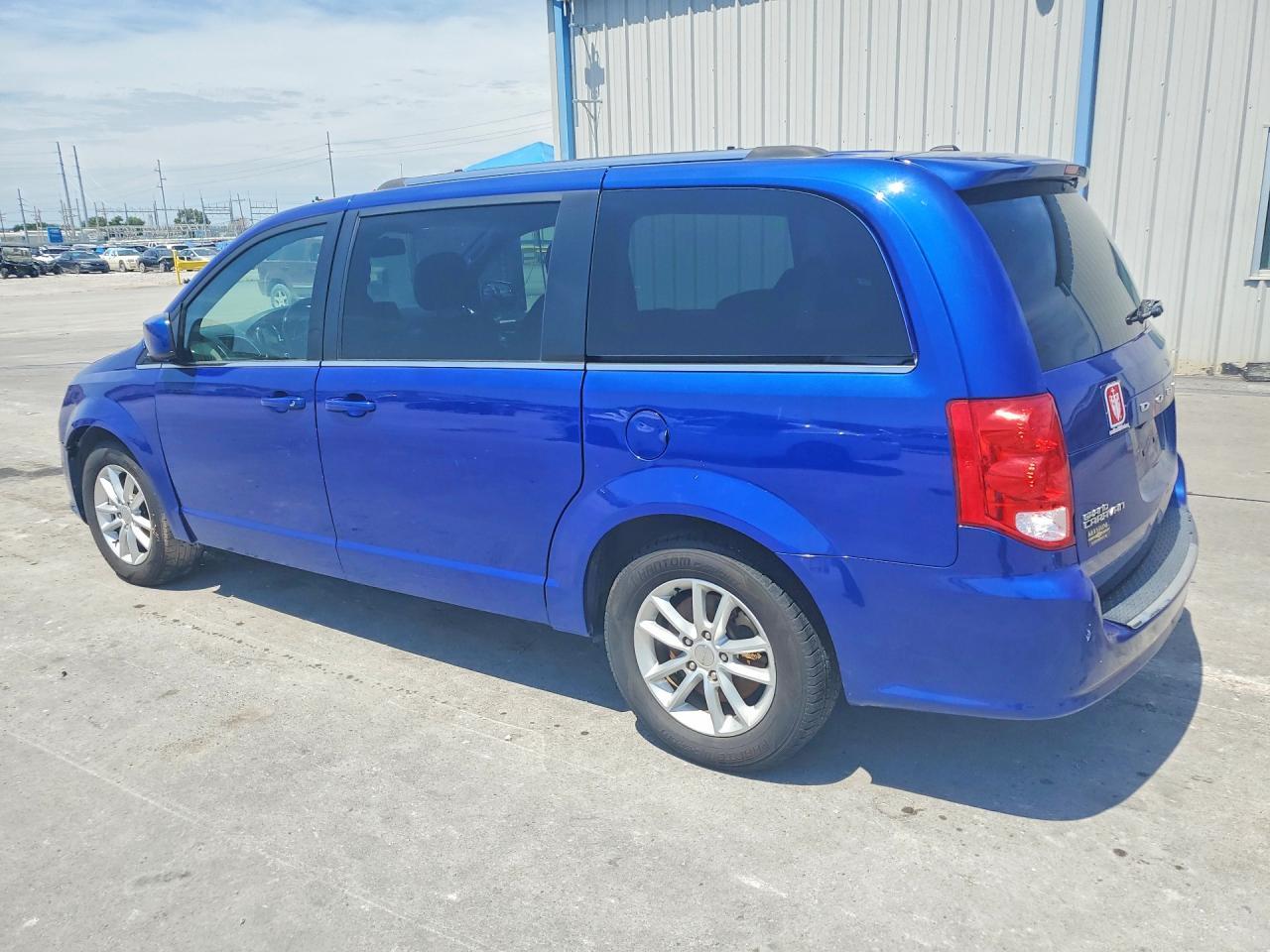 2019 Dodge Grand Caravan Sxt - Фото 2