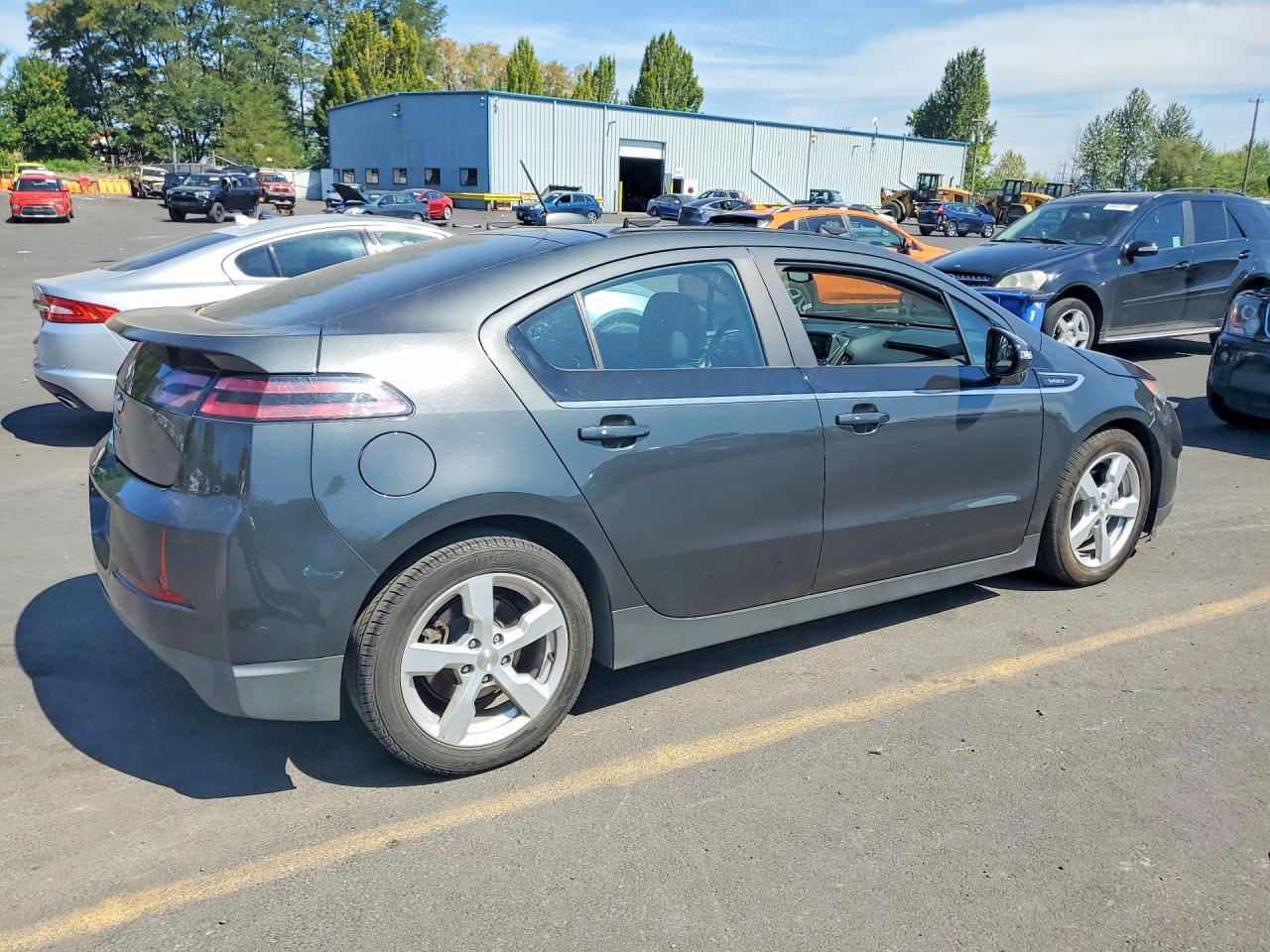 2015 Chevrolet Volt - Фото 3