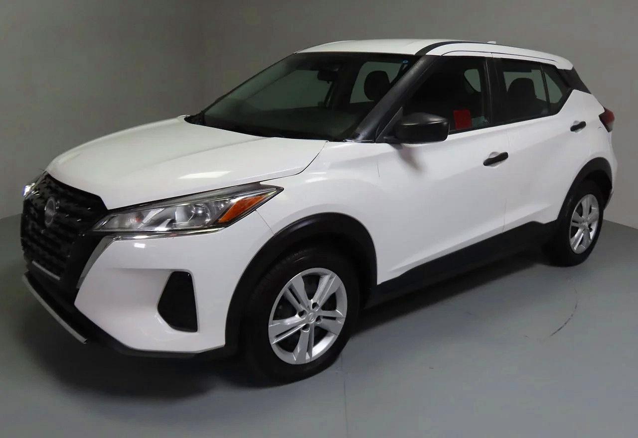 2024 Nissan Kicks S - Image 2