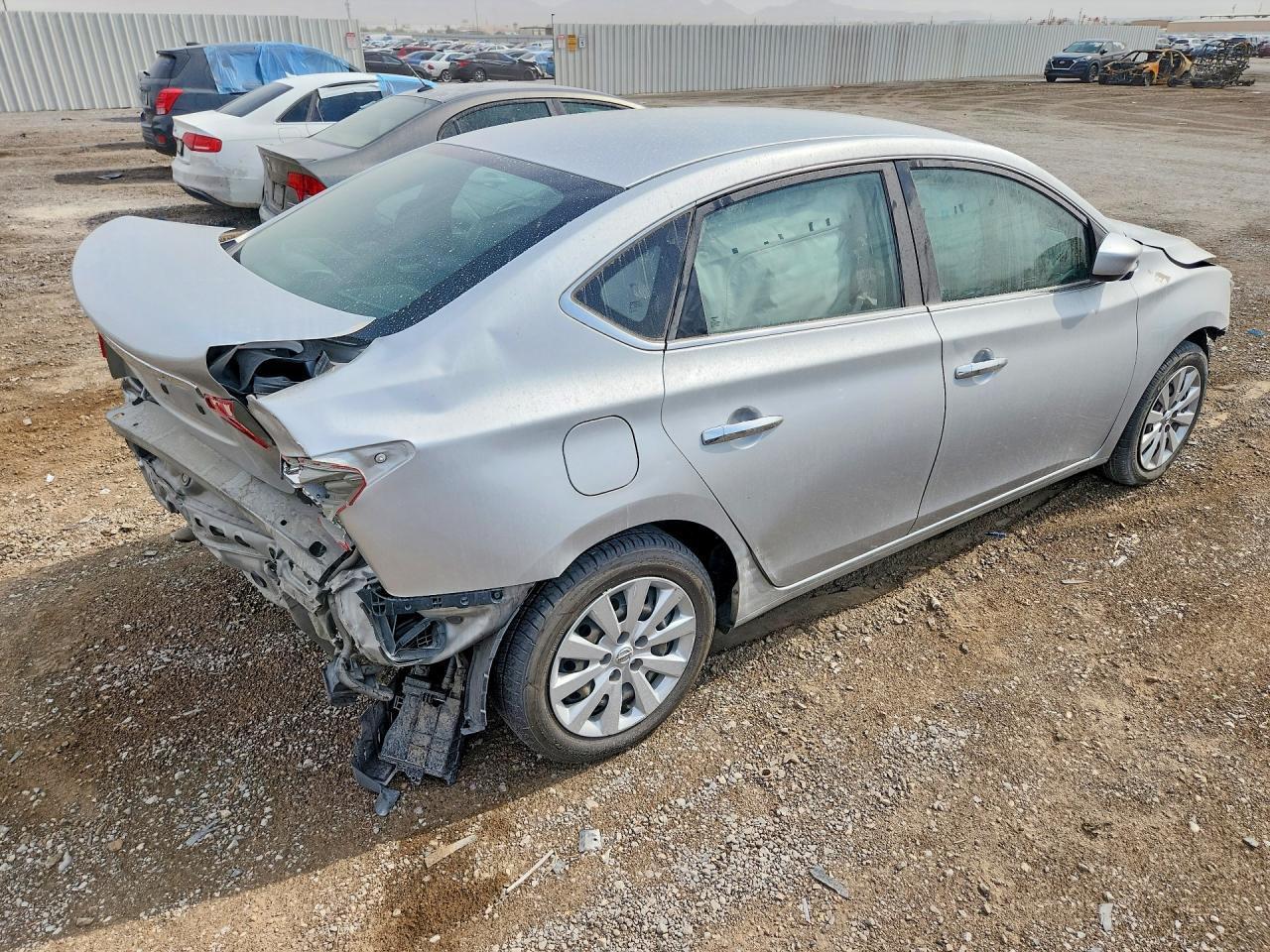 2018 Nissan Sentra S - Фото 3