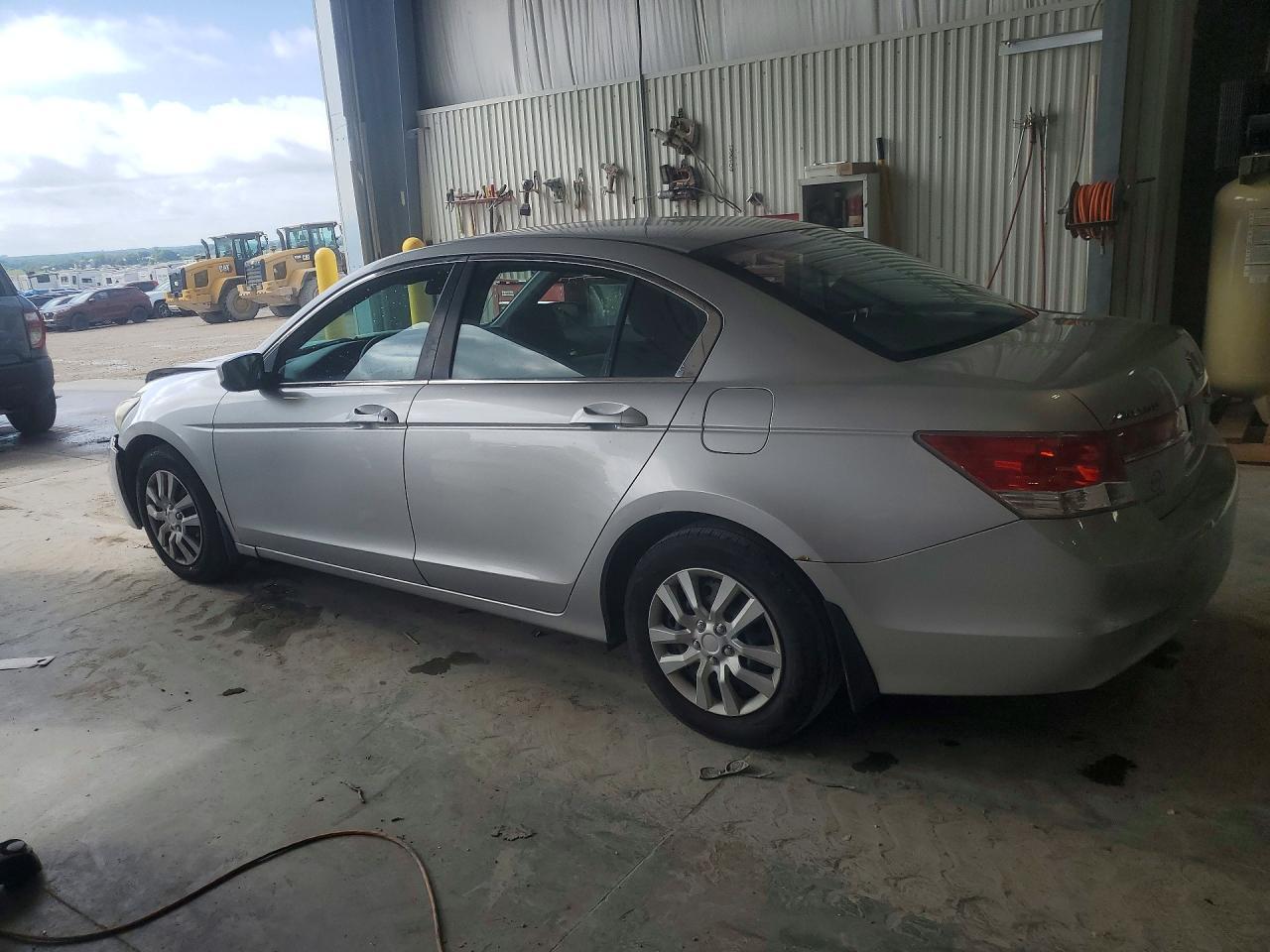 2011 Honda Accord Lx - Фото 2