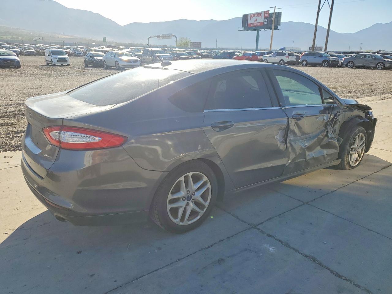 2013 Ford Fusion Se - Image 3