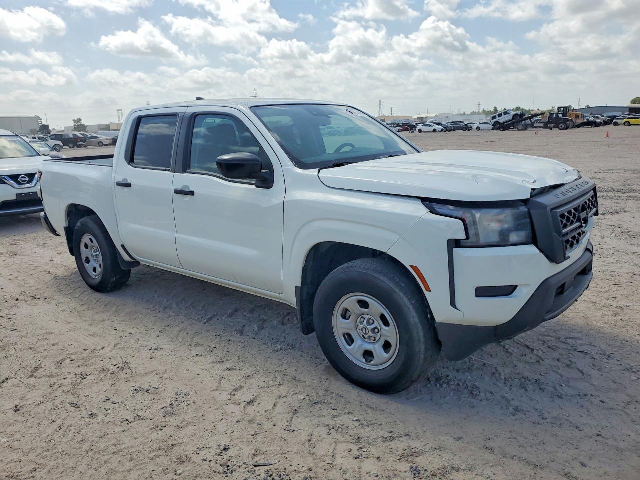 2024 Nissan Frontier S - Image 4