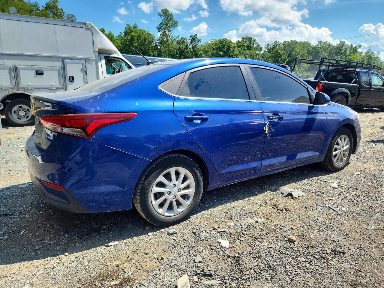 2020 Hyundai Accent Sel - Фото 3