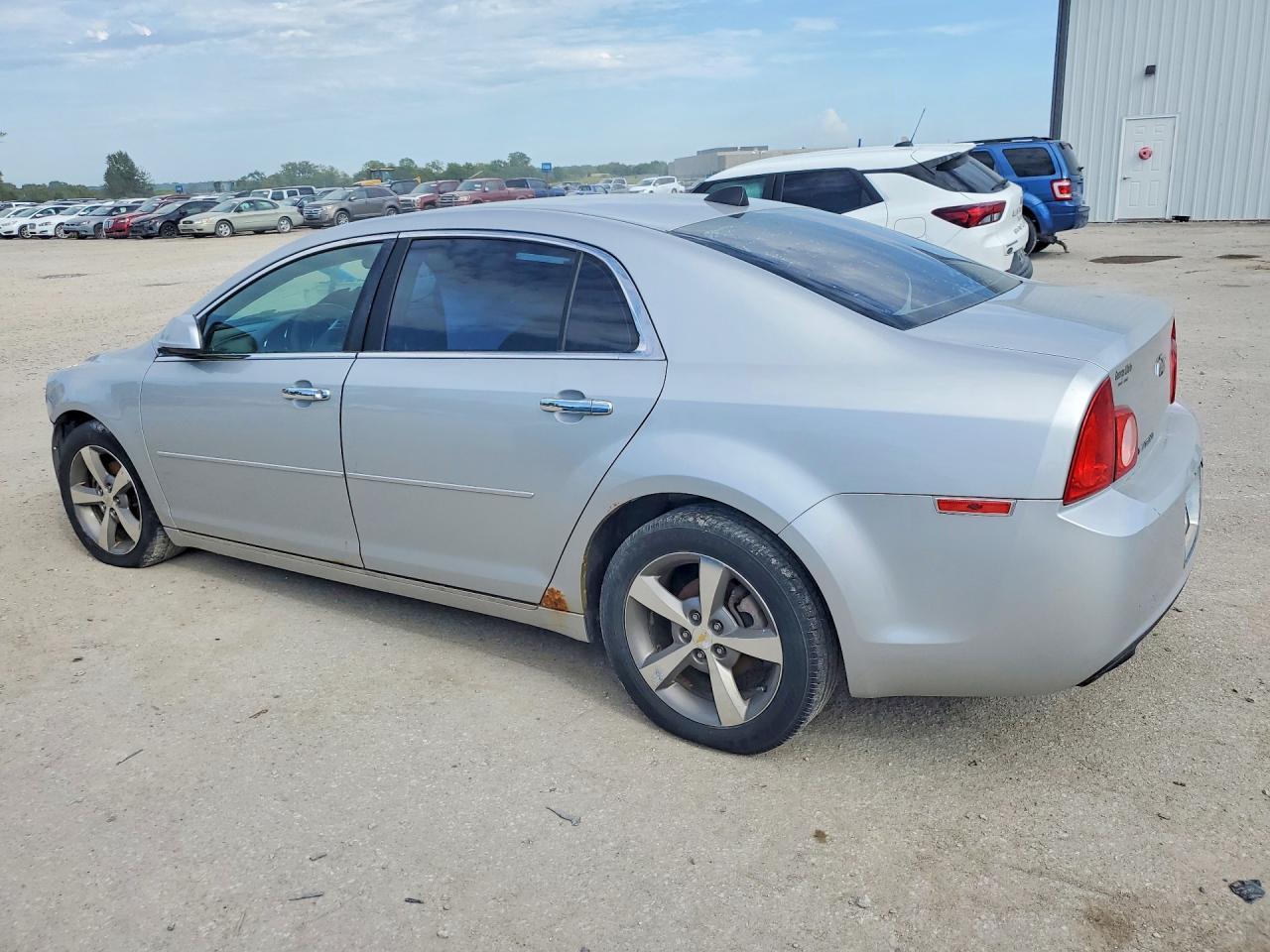 2012 Chevrolet Malibu 1Lt - Фото 2