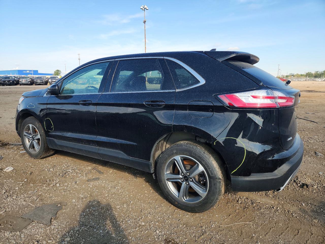 2024 Ford Edge Sel - Image 2