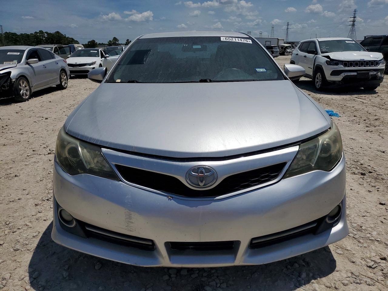 2014 Toyota Camry Se - Фото 5