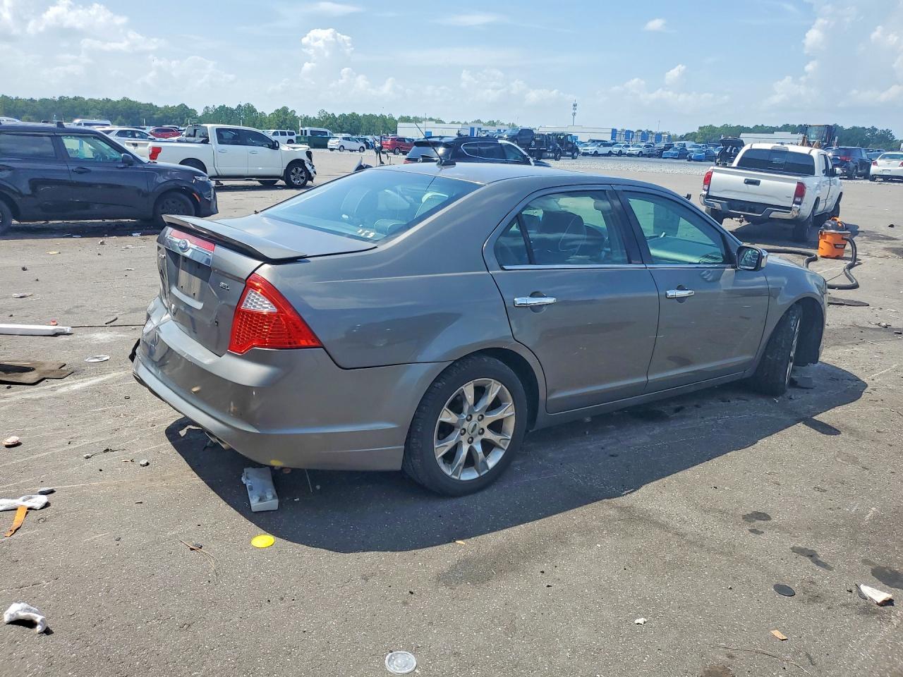 2012 Ford Fusion Sel - Image 3