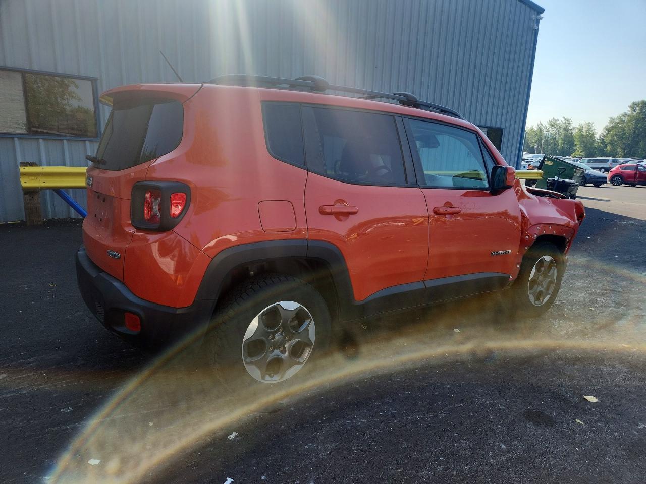 2015 Jeep Renegade Latitude - Фото 3