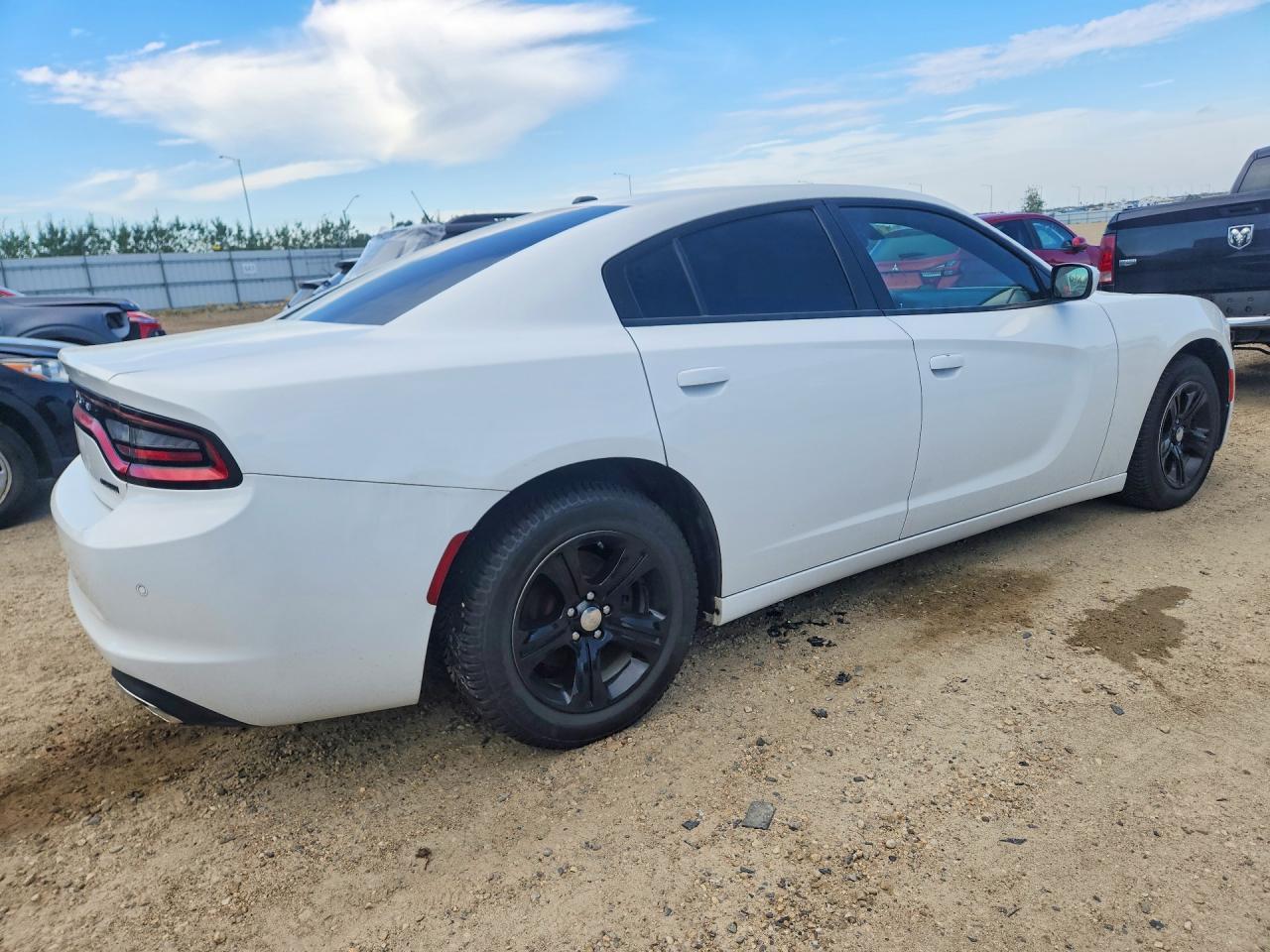 2019 Dodge Charger Sxt - Фото 3