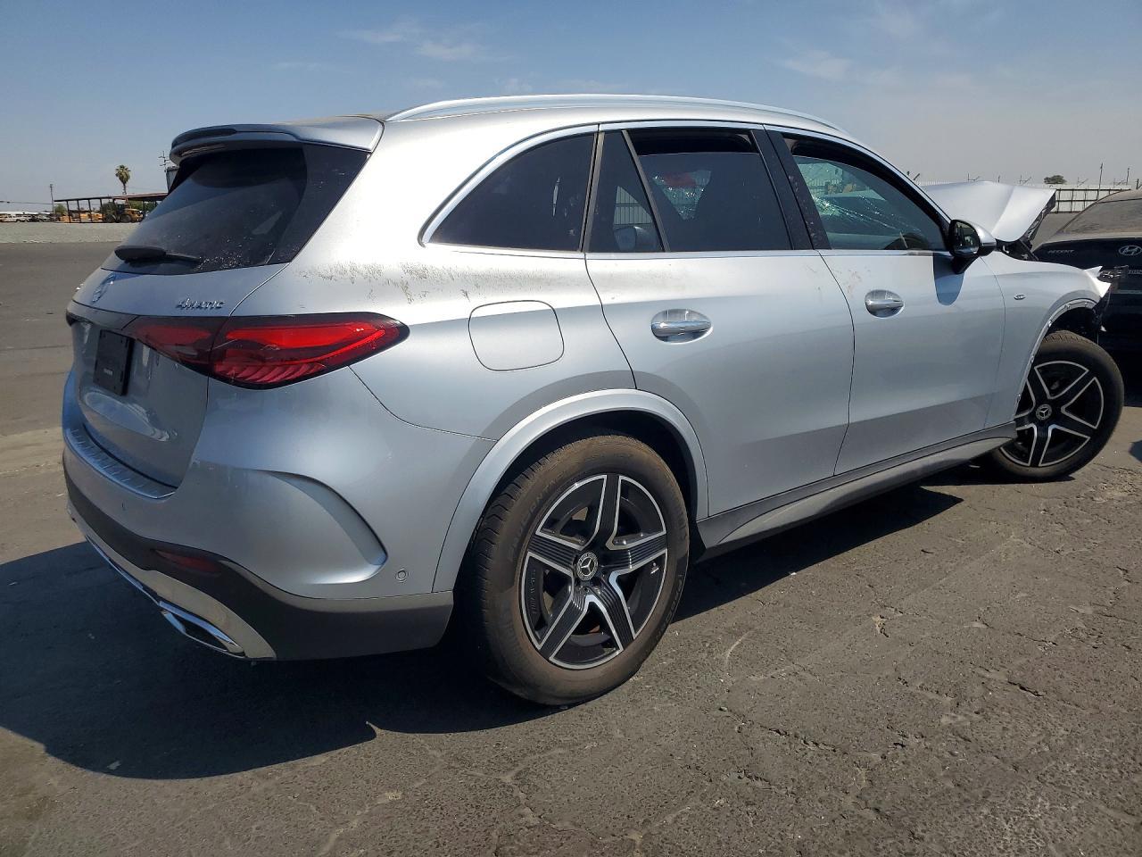 2025 Mercedes-Benz Glc 350E - Фото 3