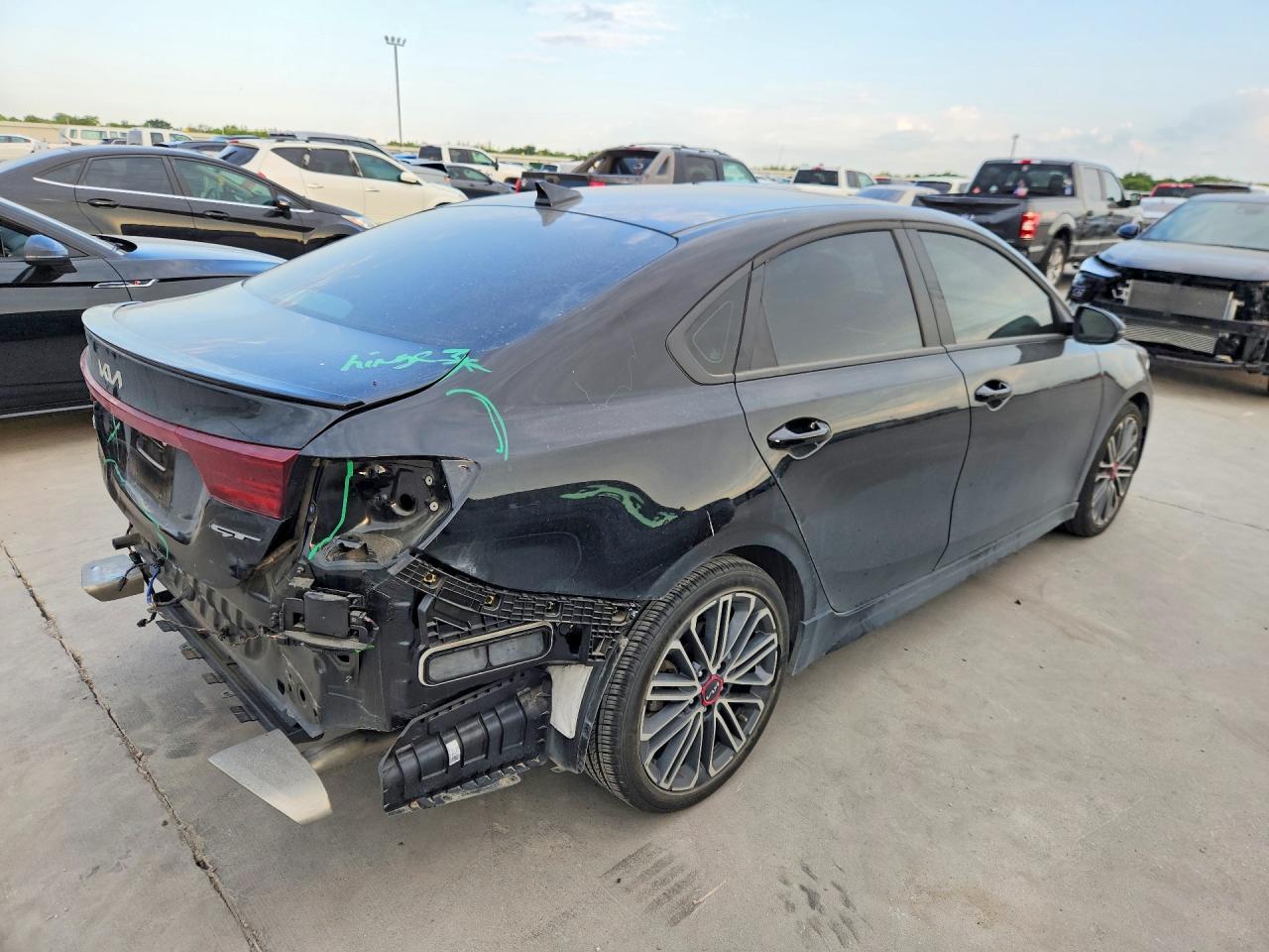 2024 Kia Forte Gt - Фото 3