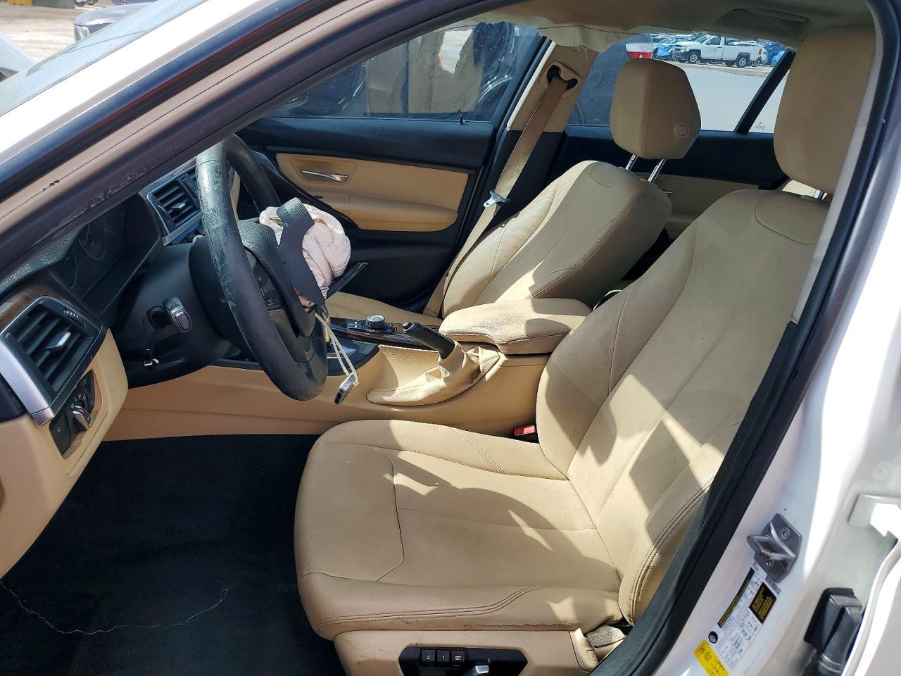 2017 BMW 320 I - Image 7