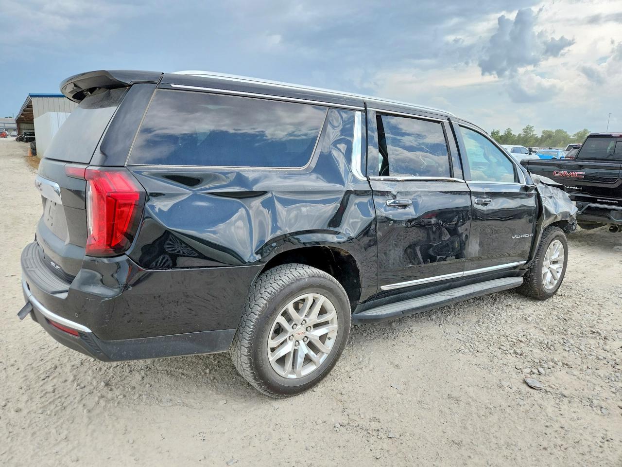 2024 GMC Yukon Xl K1500 Slt - Фото 3