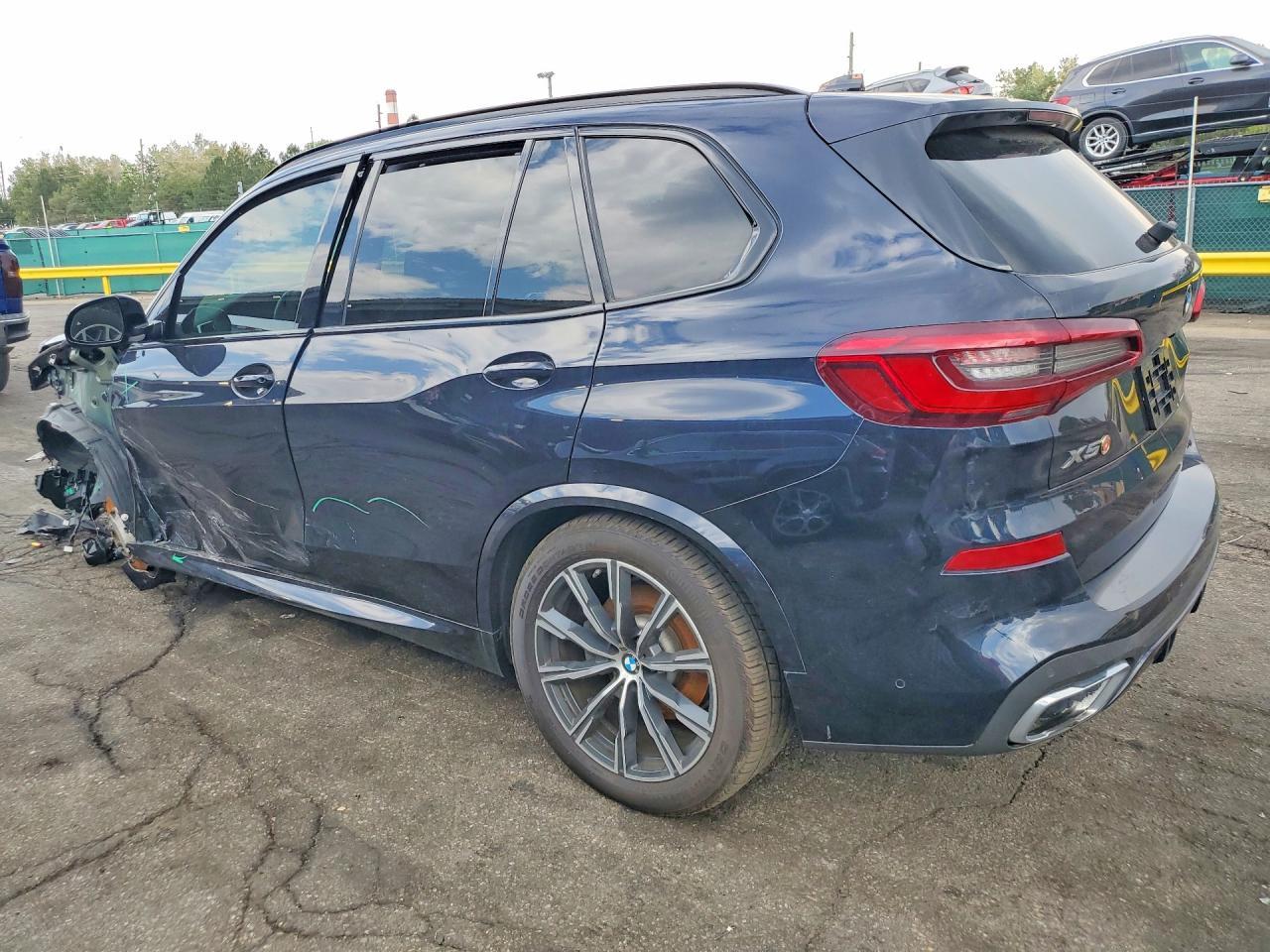 2019 BMW X5 xDrive40I - Фото 2