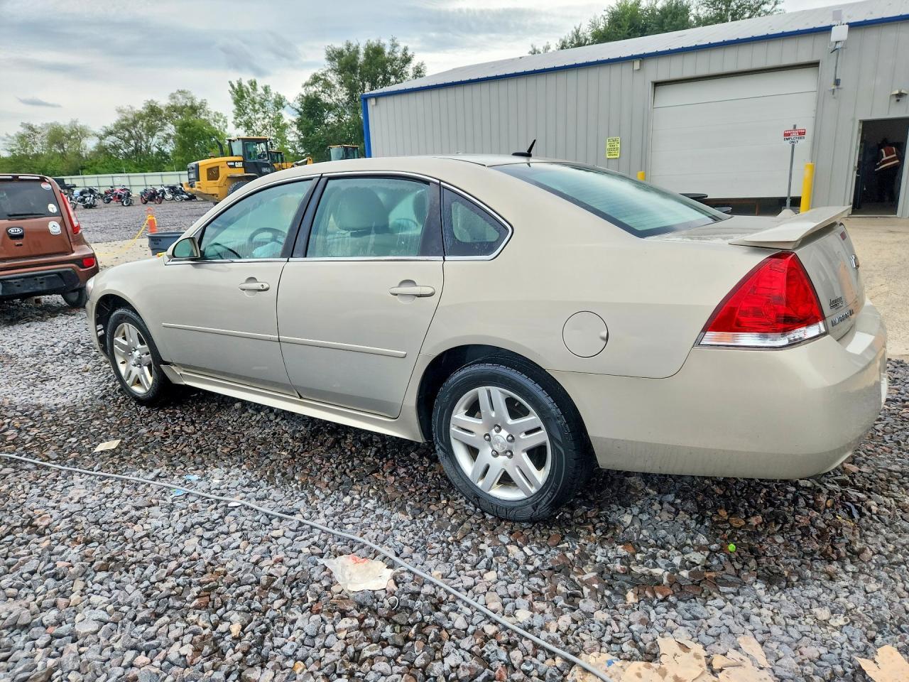 2012 Chevrolet Impala Lt - Фото 2