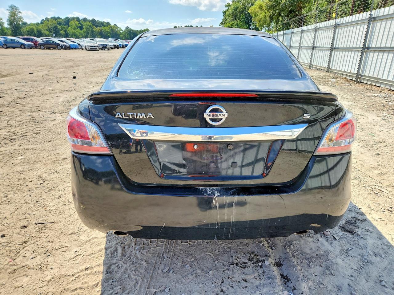 2015 Nissan Altima 2.5 S - Image 6