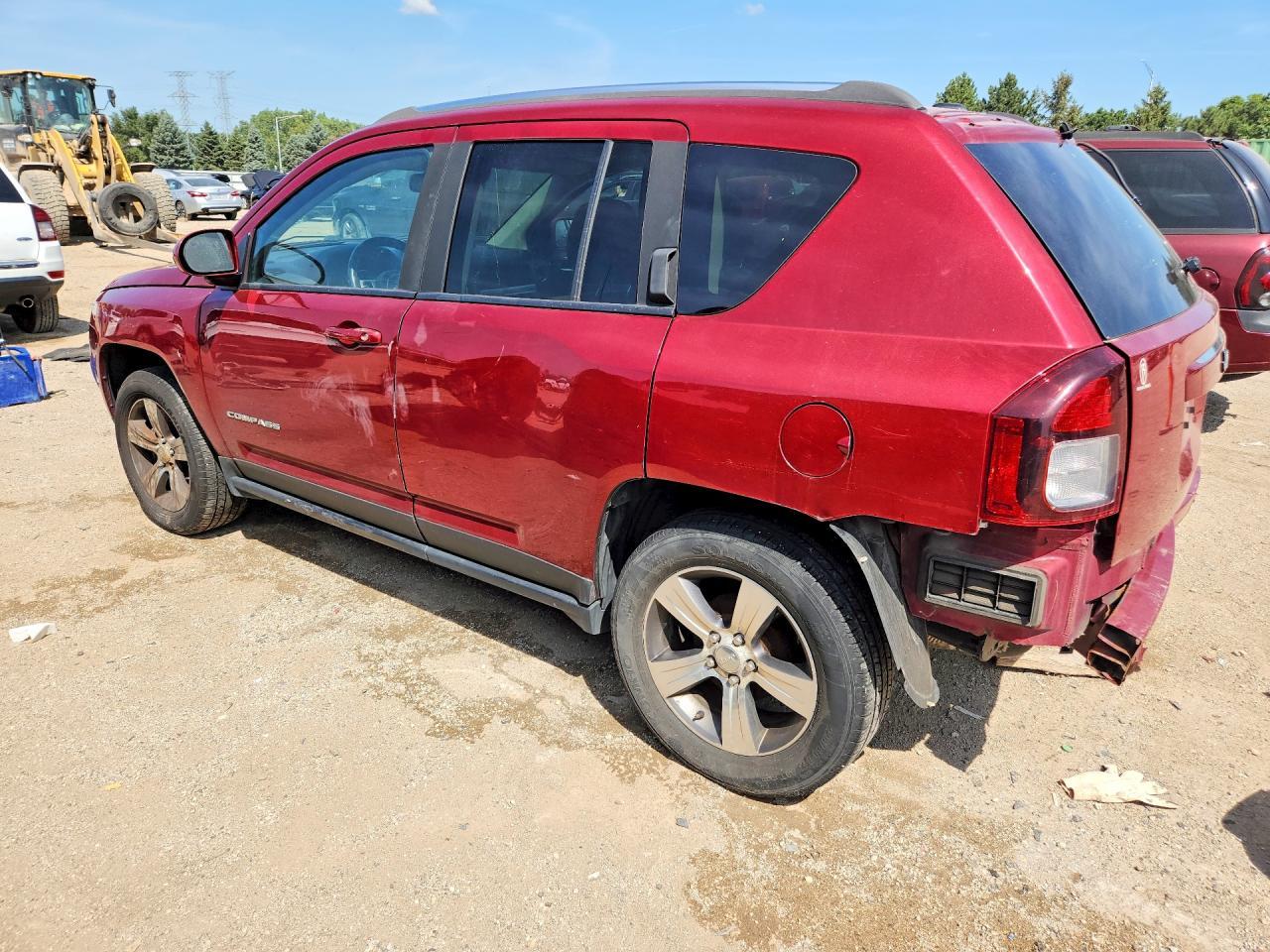 2016 Jeep Compass Latitude - Фото 2