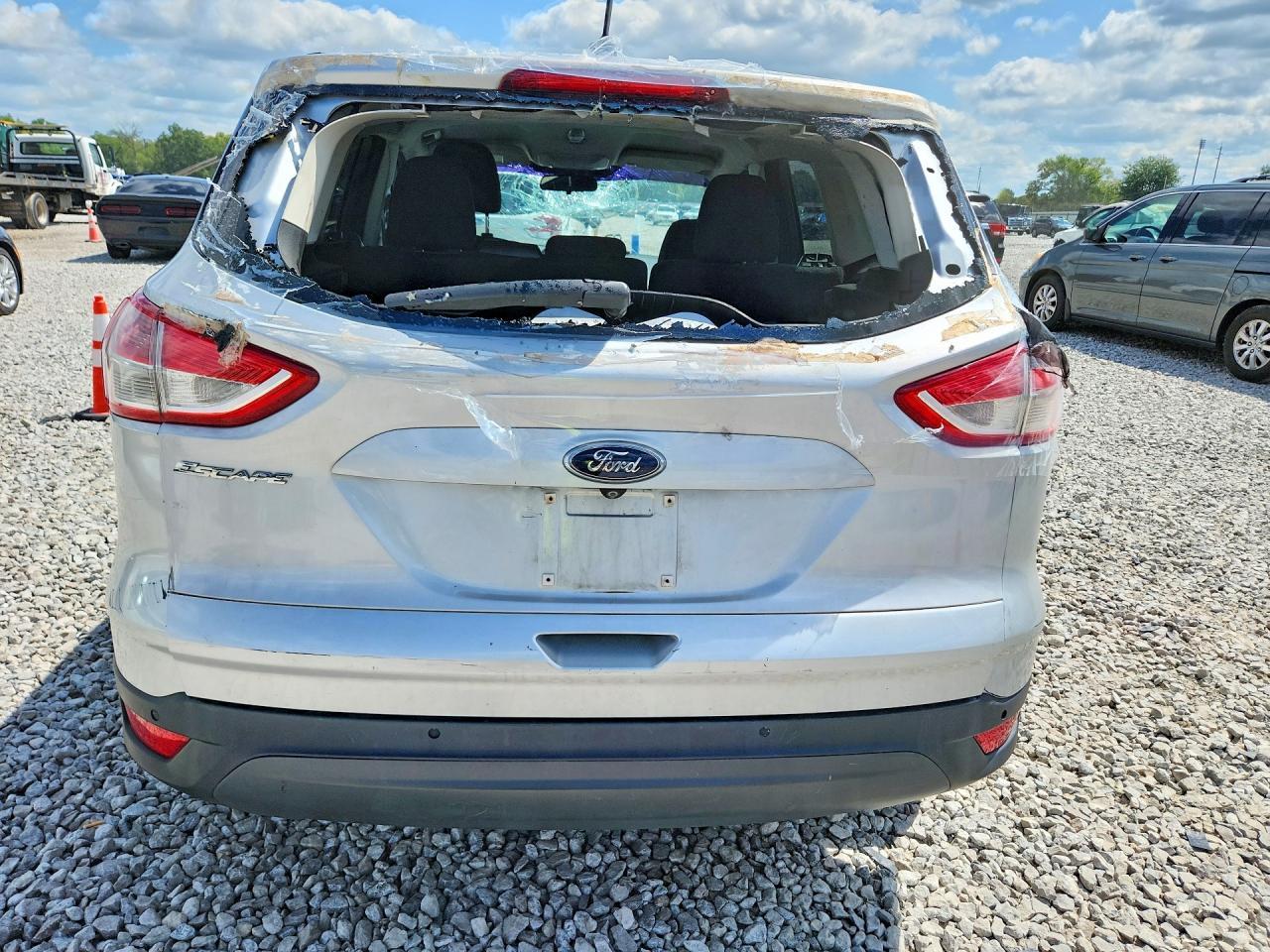 2014 Ford Escape S - Фото 6